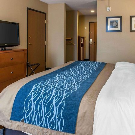 Comfort Inn & Suites Napoleon Buitenkant foto
