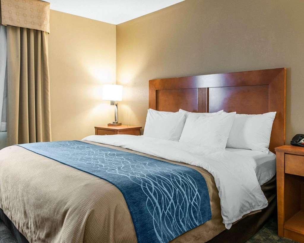 Comfort Inn & Suites Napoleon Kamer foto